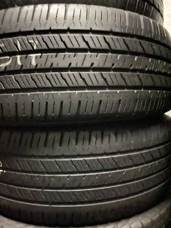 17” 2 used tires 225/65R17