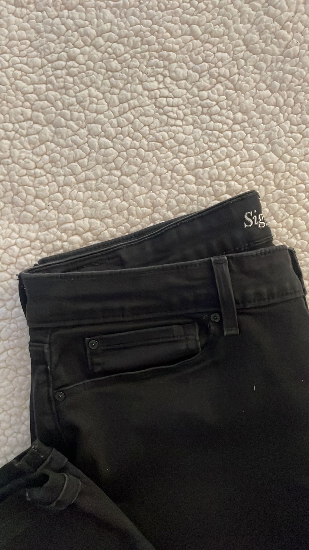 Black Jeans