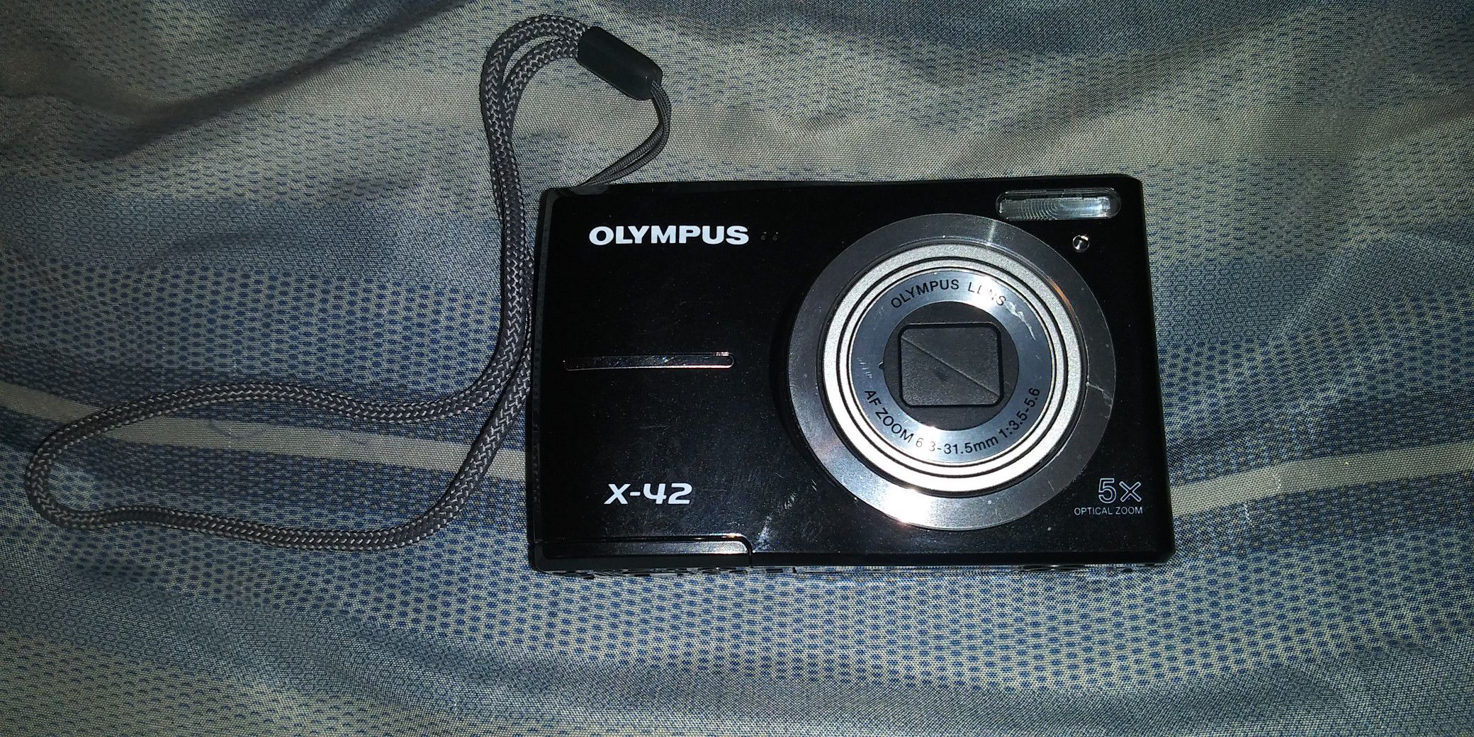 Olympus x-42 digital camera