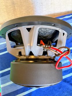 Brand new 12 inch subwoofer dual 4 ohm 4200 watts max