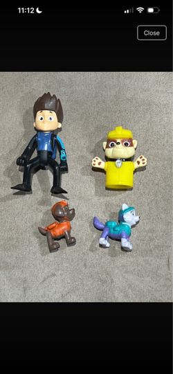 Paw patrol lot of 4 Ryder sea patrol Zuma Everest Rubble finger puppet