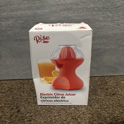 Electric Juicer Brand New Never Used 15$ 