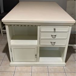 Height Buffet Table-W / 4 Chairs 