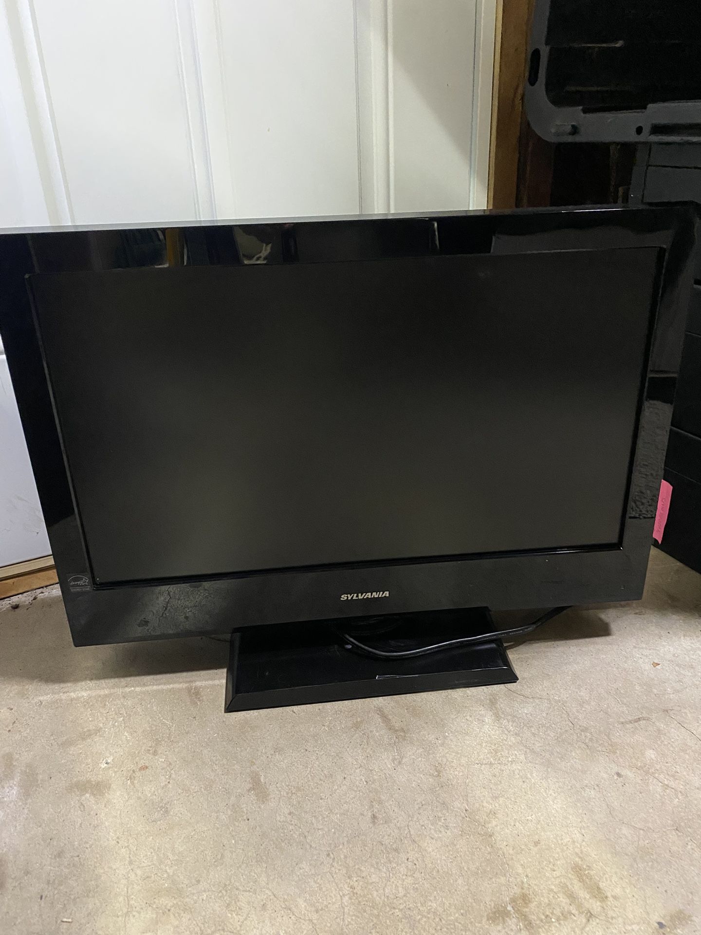 Old 22 inch LCD TV with HDMI
