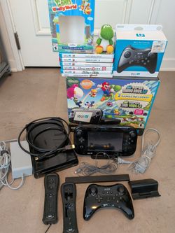 Nintendo Wii U Mario Luigi Deluxe US Bundle CIB + games, controllers, extras
