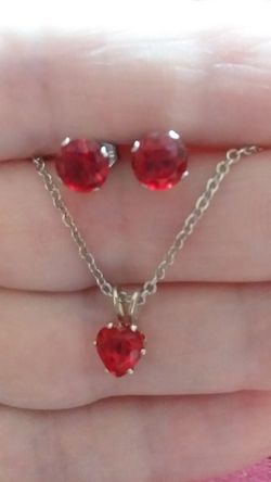 Natural Garnet EARRINGS & PENDANT NECKLACE SET