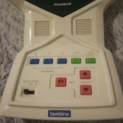...**.TOY COLLECTOR'S**Vintage electronic football game .