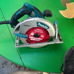 Makita Skill Saw 