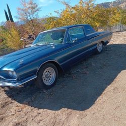 1966 Ford Thunderbird 