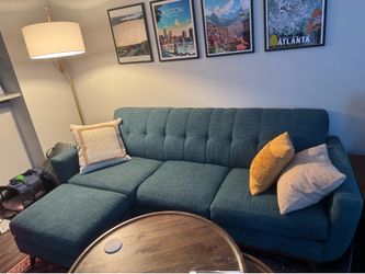 Sofa with movable chaise