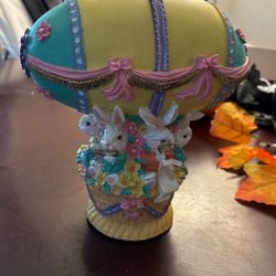 Vintage Musical Bunny Decor 