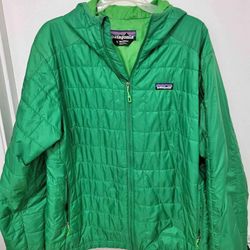 Patagonia Large Nanopuff Jacket Hooded