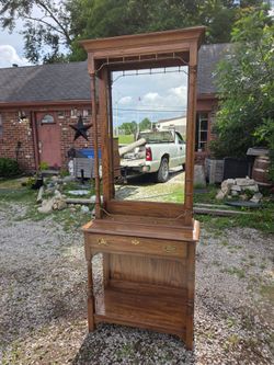 Pennsylvania House 2 piece Hall Tree with large drawer and top mirror