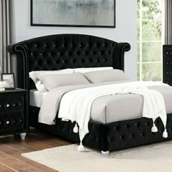 EACH Item SOLD SEPARATELY Glam Bed Black Velvet Crystal Tufted Nailhead Trim Comes In Queen $780 Eastern King & Cal King $860 Financing Available 