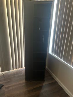 CD -DVD Tower