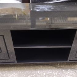 Floor Model Black Gloss TV Entertainment 