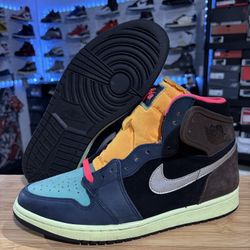 AIR JORDAN 1 RETRO “BIOHACK” SIZE 10.5