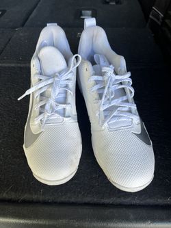 Men’s Size 7.5 Football Cleats