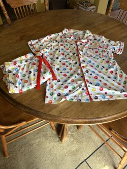 Women’s Size Large M&M Pajama Set
