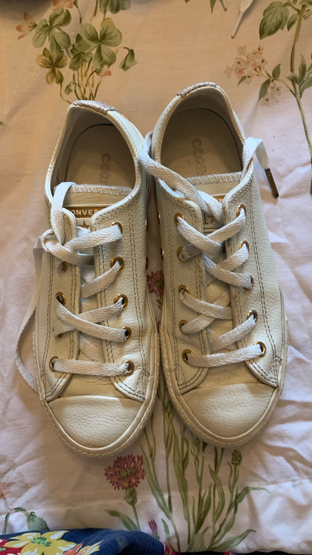 “Converse” Leather White Color