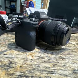 Sony A7iv With Kit Lens For Sale!!