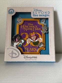 Disney The Hunchback Of Notre Dame 30 Years Pin LE 800