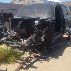 2006 Yukon Escalade  Parts Just Whats In Pics,message  Availability And Price  Have Title. Apache Junction Arizona 