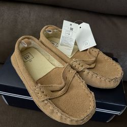 Kids Gap moccasins Size 11 brand new