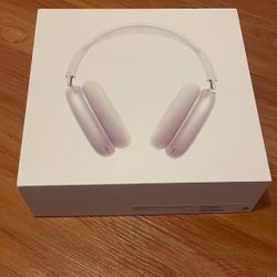 White AirPods Max