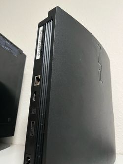 2 Sony PlayStation 3 Consoles + Controller