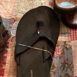 Tommy Hilfiger Size9