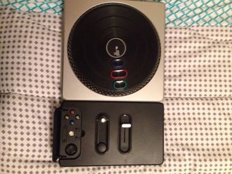 DJ Hero Turntable and DJ Hero 2