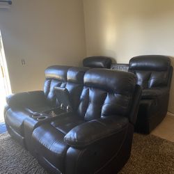 Couch / Loveseat 