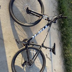 Trek Mountain Bike