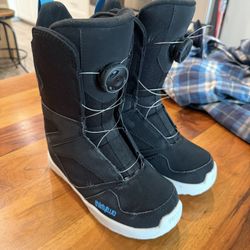 Snowboard Boots. Youth Size 3. 