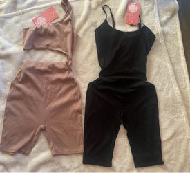Small rompers new