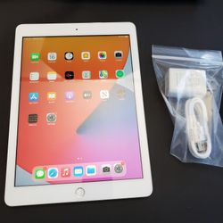 Apple iPad 6 - Wifi - Like New