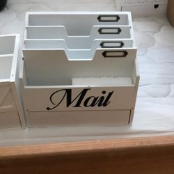 White Mail Caddy And Organizer 