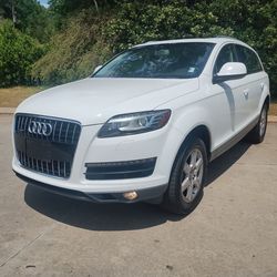 2011 AUDI Q7