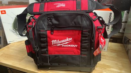 Milwaukee 48-22-8316  PACKOUT™ 15"  Structured Tool Bag