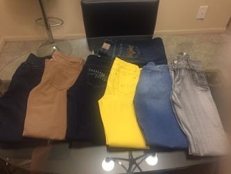 Lots of 7 women jeans