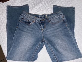 Low rise, bootcut jeans