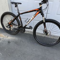 Giant bike frame medium and wheels 27.5