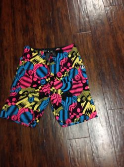 Volcom board shorts boys