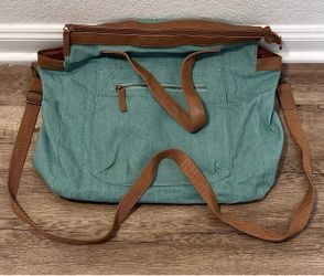 👜 Mossimo Handbag / Tote Bag, Zipper Pockets, Handles, Shoulder Strap (new)