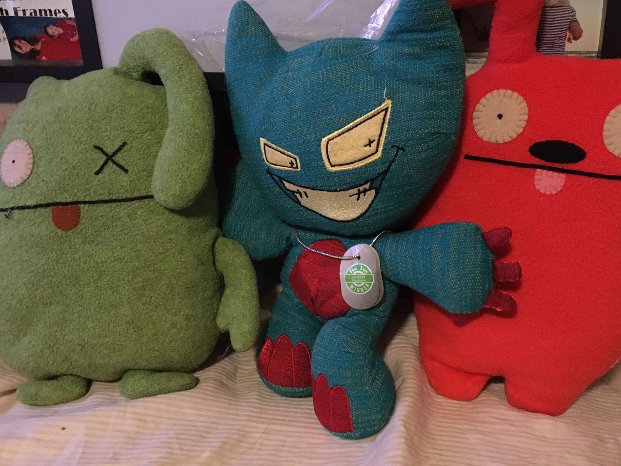 Emotes And Ugly Plushies