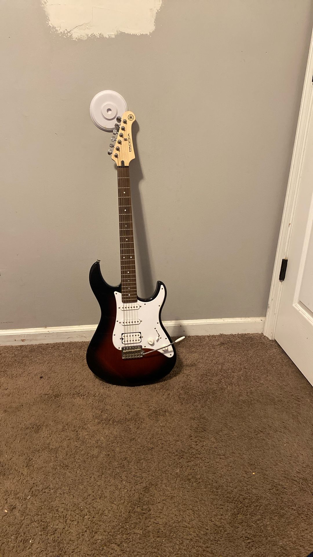 Yamaha Pacifica PAC012 Electric Guitar Dark Brown