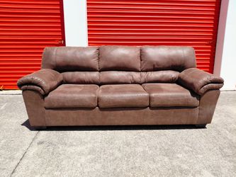 Ashley Couch (delivery available)