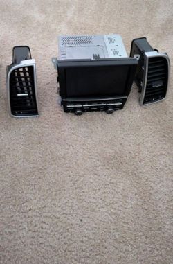 Panamera 4 OEM Stereo