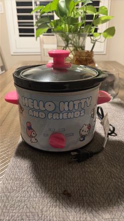 Hello kitty slow cooker